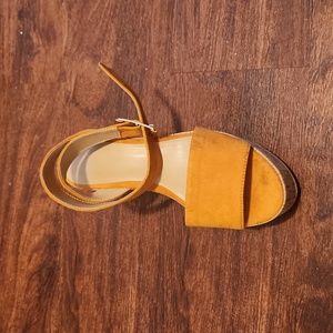 H&M Block Heel Platform Sandal